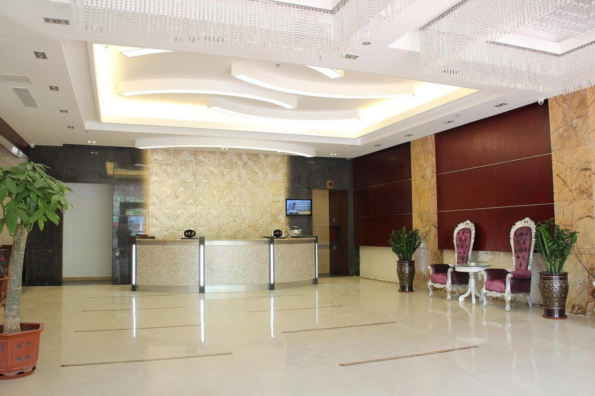 Zhuhai Platinum Holiday Hotel Exterior photo